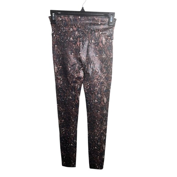 Spanx Faux Leather Snake Shine Leggings in Mocha Snake Small - Picture 12 of 13